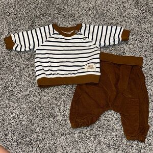 H&M Organic Cotton Baby Boy 2 piece outfit Size 1-2 months Newborn